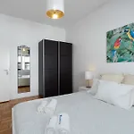 Sweet Flats With Netflix - Bolhao City Center Apartamento